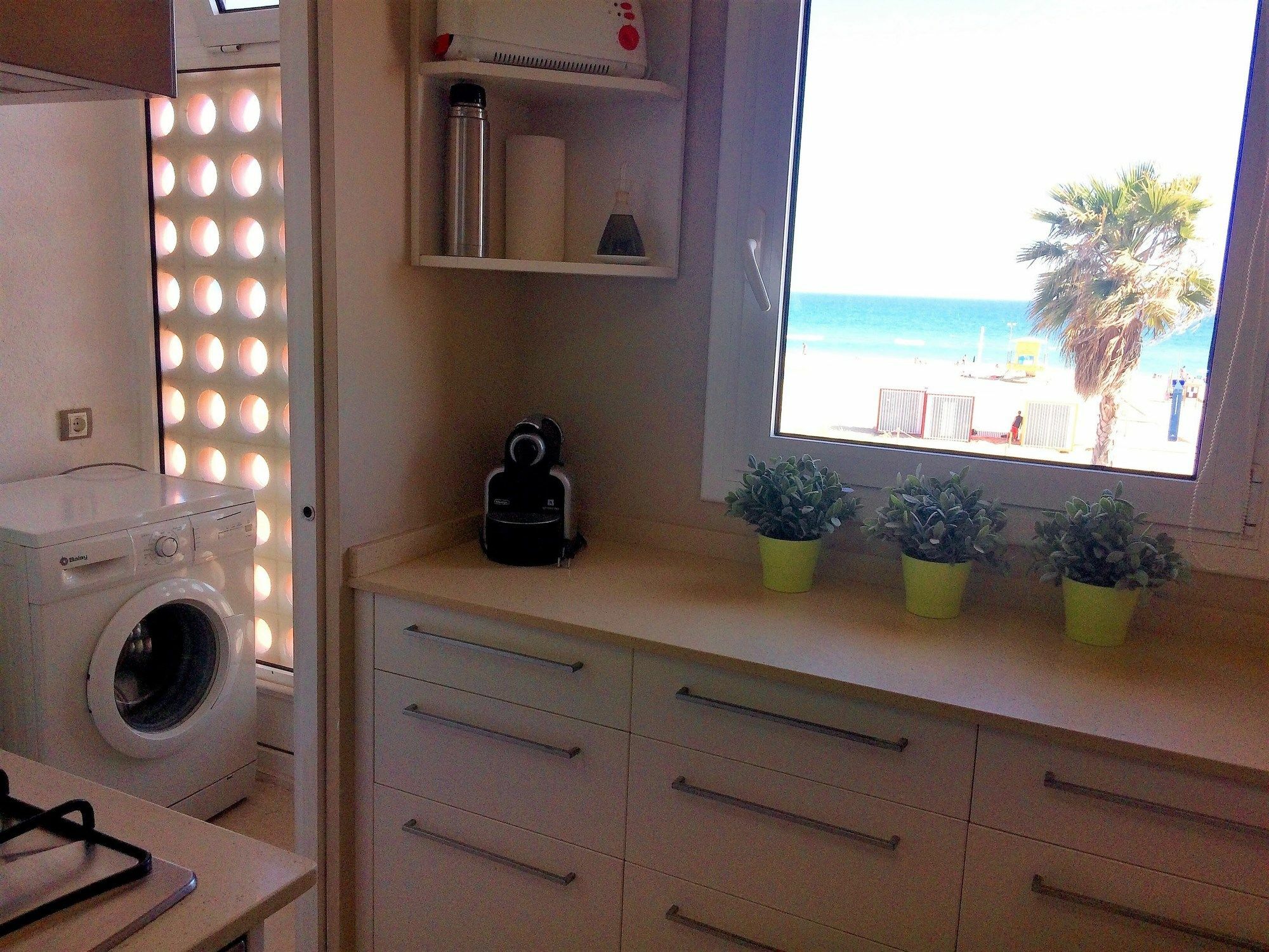 Calaluz Be My Guest Castelldefels Apartment ภายนอก รูปภาพ